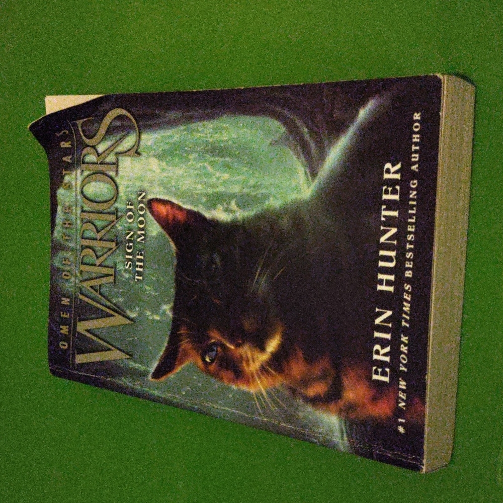 Warriors: the sign of the moon